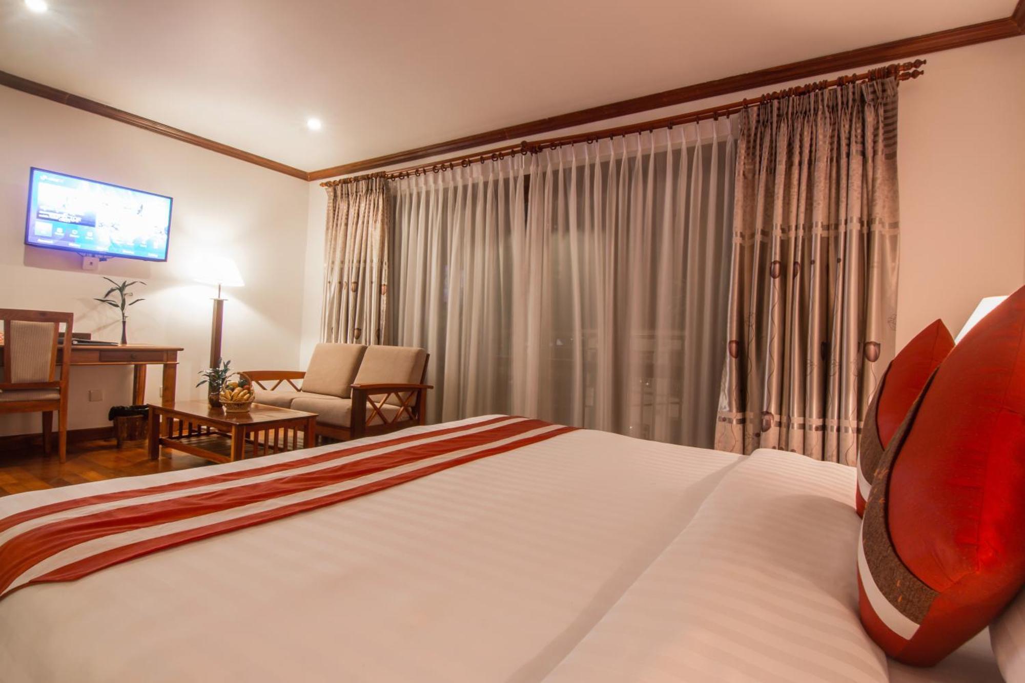 Cheathata Cts Hotel Сіємреап Екстер'єр фото