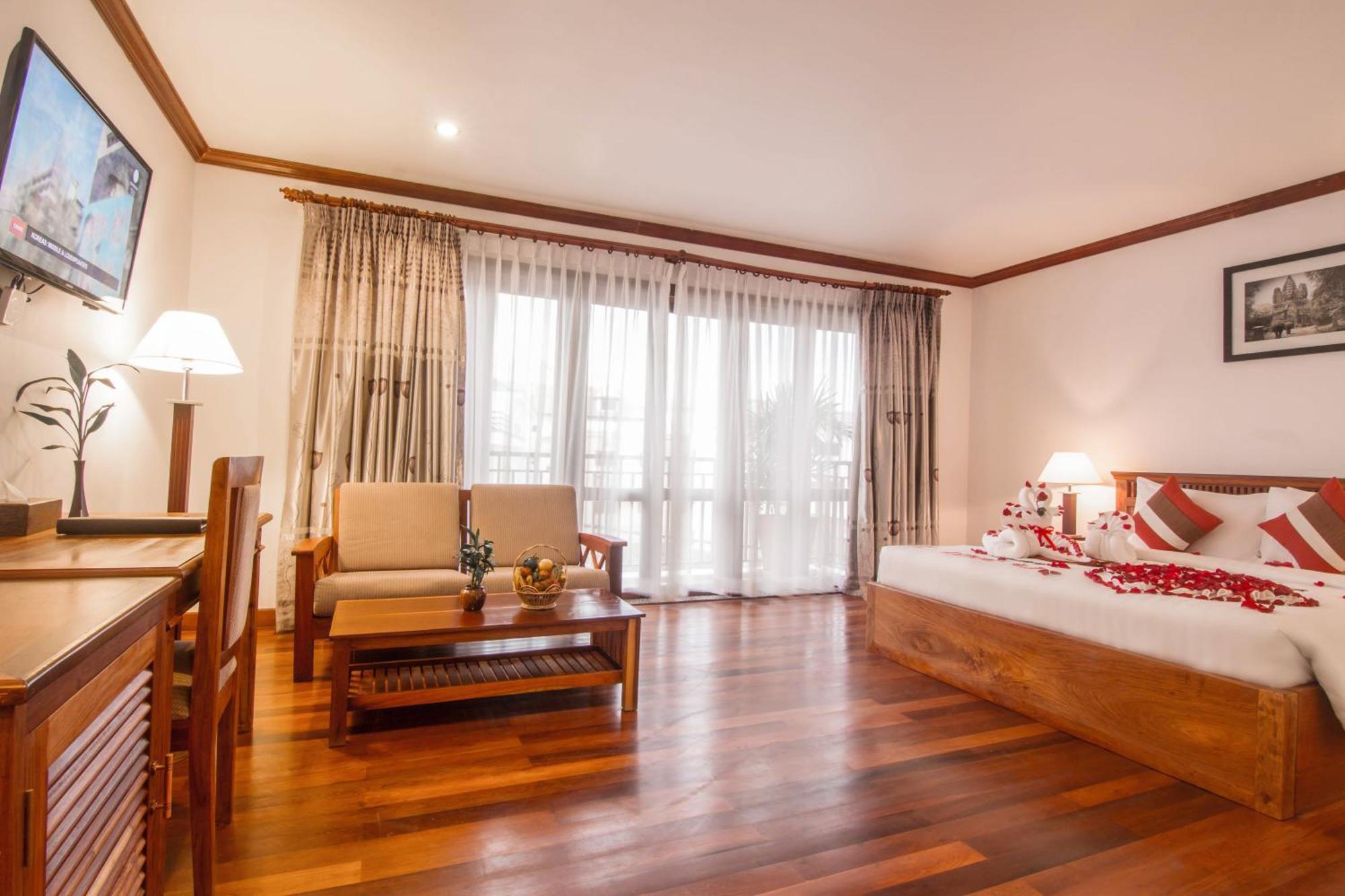 Cheathata Cts Hotel Сіємреап Екстер'єр фото
